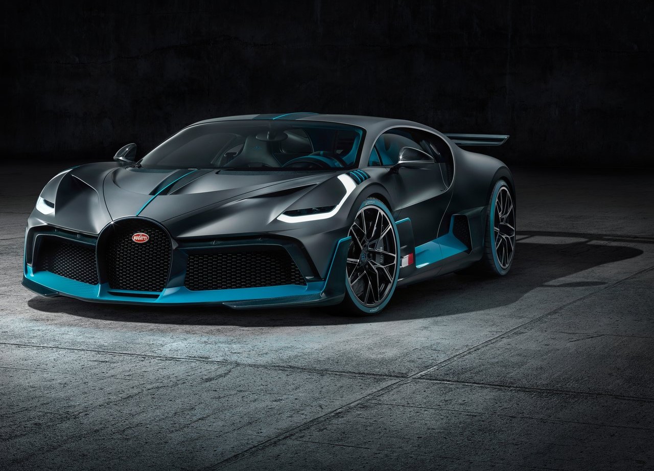 Bugatti-Divo-2019-1280-08